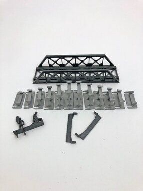 HO Scale Graduated Trestle Set & Truss Bridge Preowned